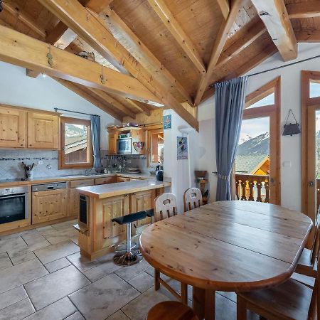 Chalet Familial Cosy Pour 8 Pers. Pres Des Pistes Et Commodites A Courchevel Le Praz - Fr-1-568-44 Villa Exterior photo